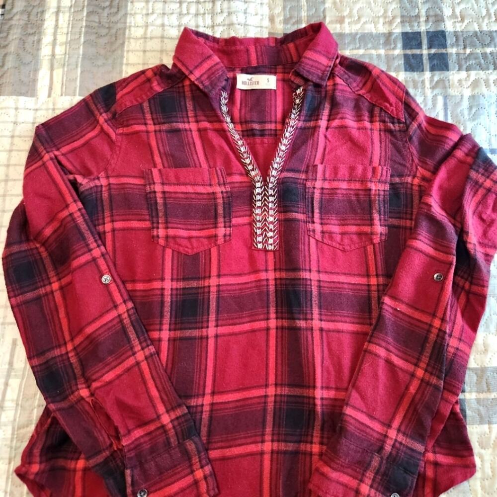 Forever 21 plaid shirt roll tab sleeves size small